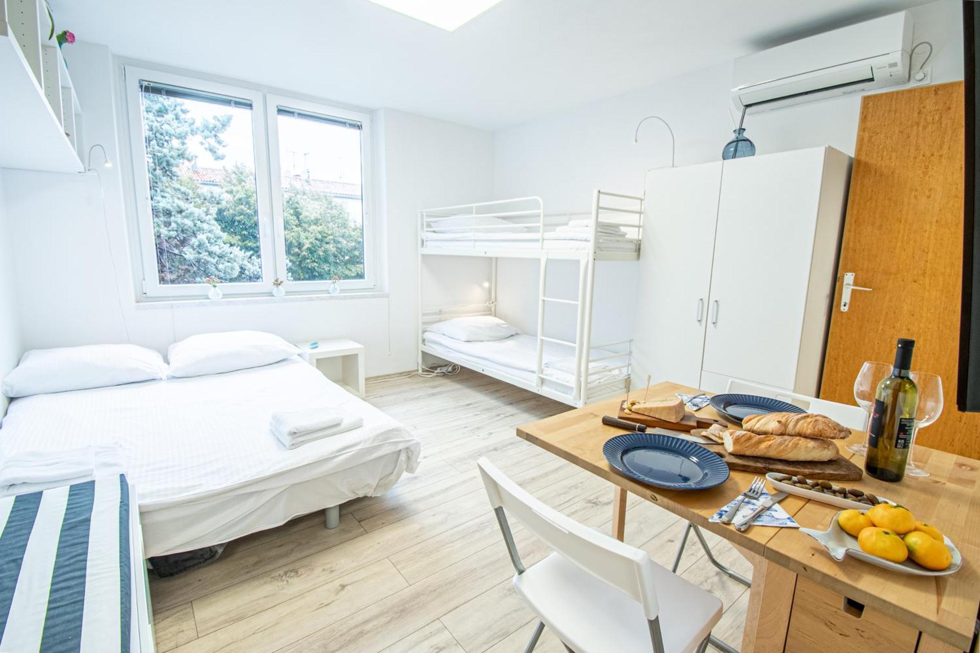 Umag Center Apartment Parking By Rentistra מראה חיצוני תמונה